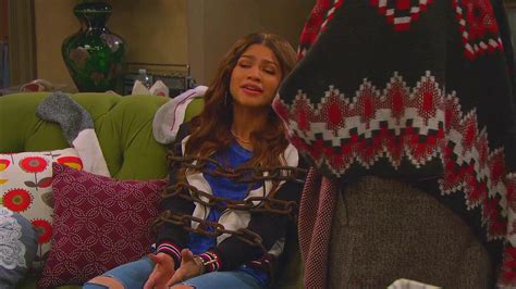 kc undercover runaway robot.